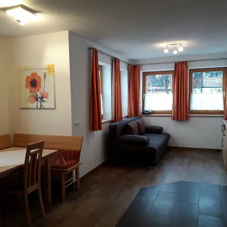Eiterer Apartment *